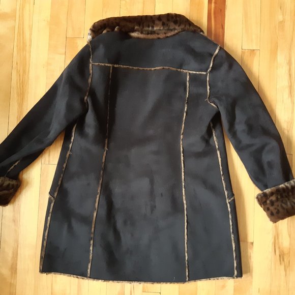 GuIllaume Reversible Coat - Picture 2 of 8